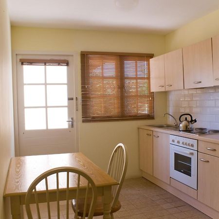 Camacuri Apartments Oranjestad Rom bilde