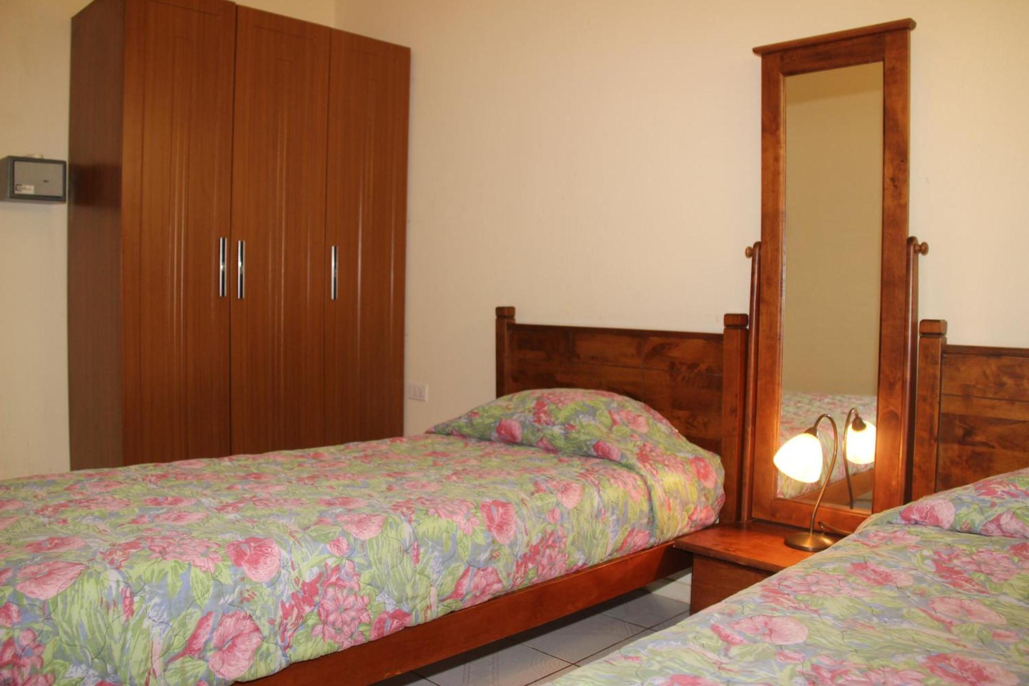 Camacuri Apartments Oranjestad Rom bilde