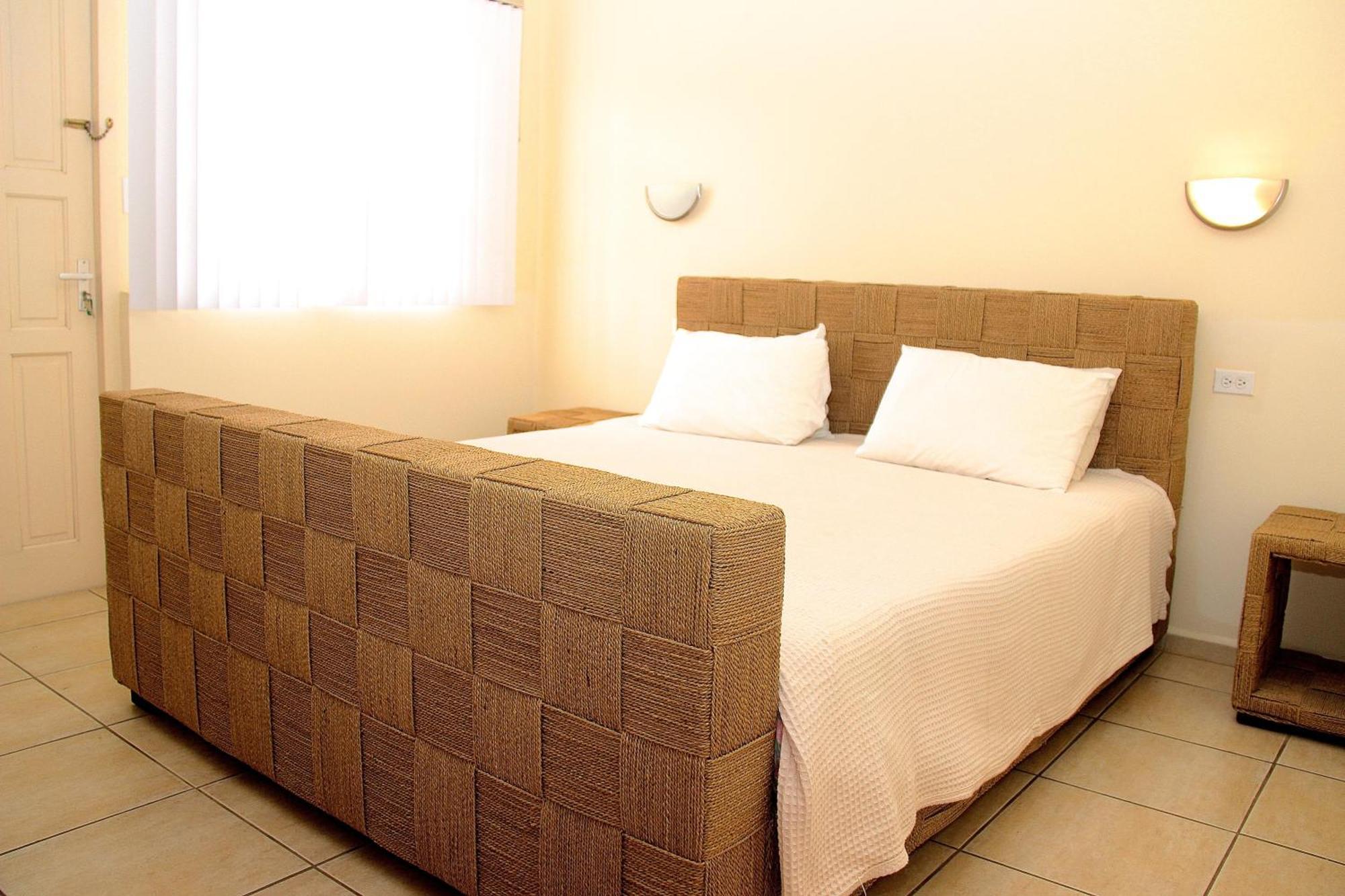 Camacuri Apartments Oranjestad Rom bilde